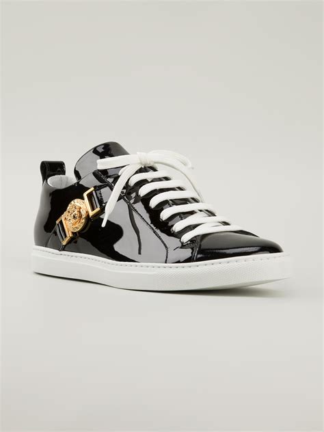 versace medusa low top sneakers